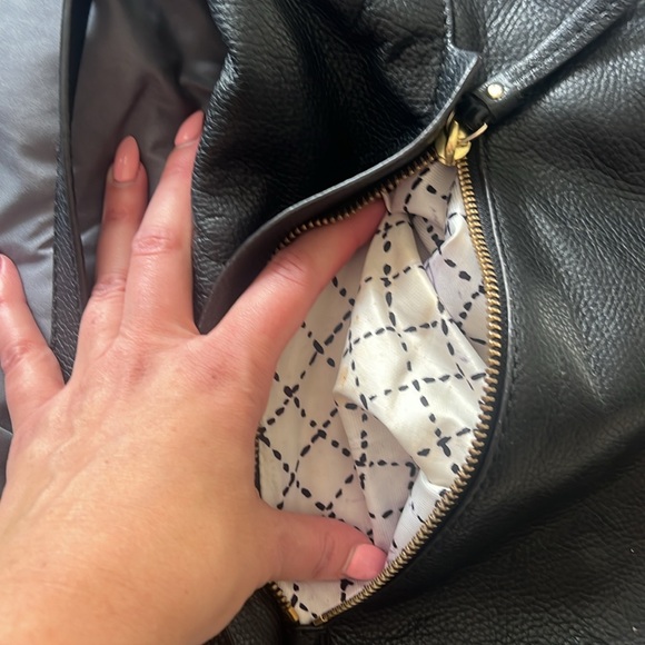 Kate Spade black bag - Picture 5 of 8